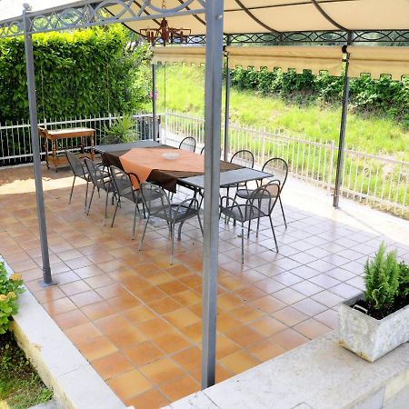 Belvilla By Oyo Porto Quarantaquattro Lazise Exterior foto